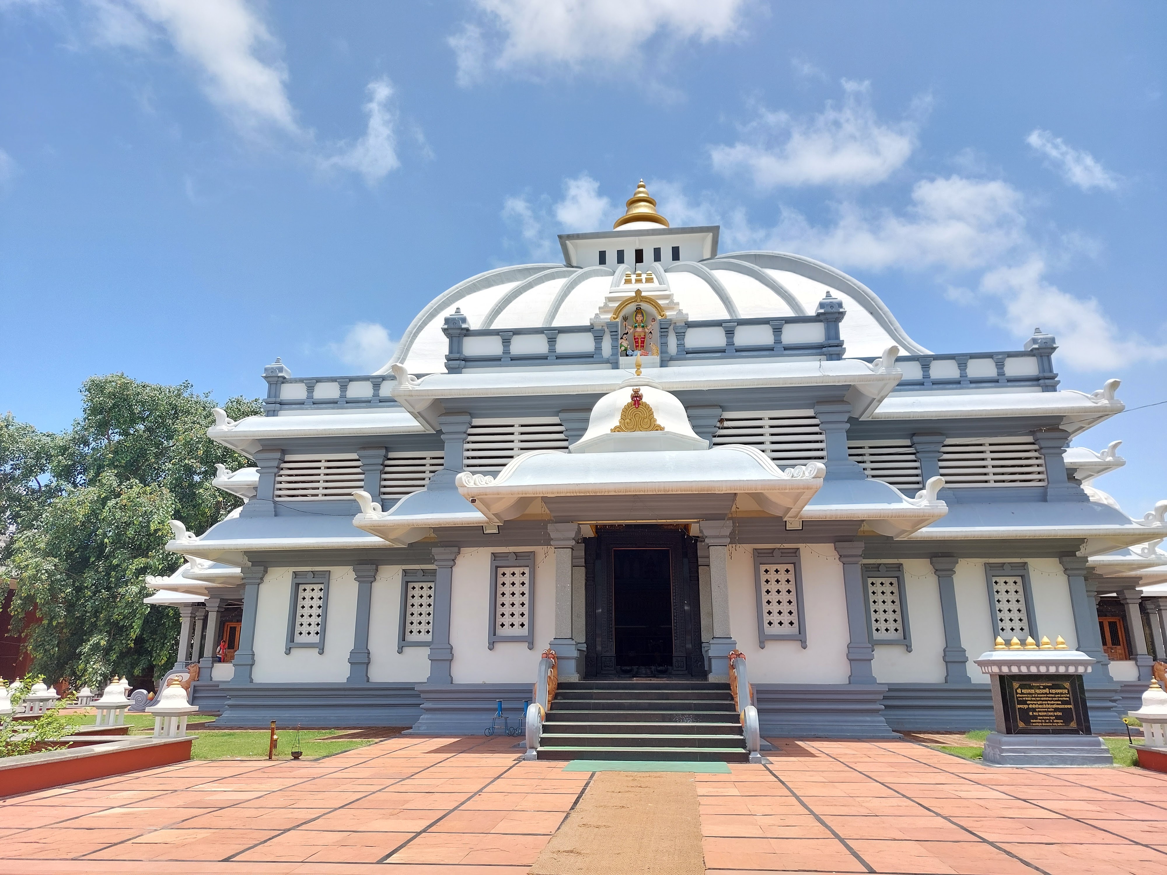 Shri Mahalsa Narayani Temple